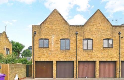 Wapping Apartment | Studio Apartment (St Katherine’s and Wapping)