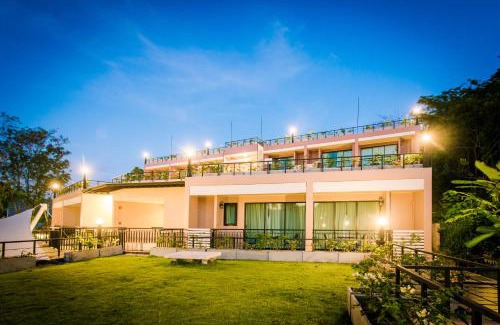 Kathu Resort | Studio apartments on a hill