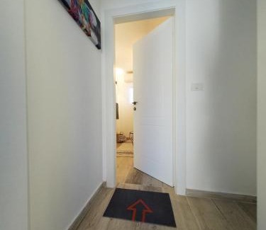Bat Yam Apartment | Studio Ariana and patio