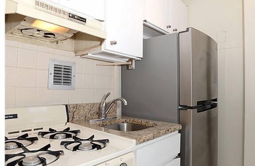 Rosslyn Apartment | Studio, Arlington's best location