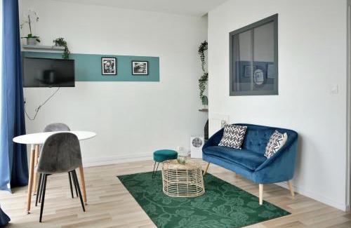 Rive Droite Apartment | Studio Armorique Recouvrance