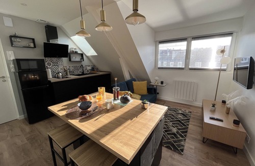 Lorient Apartment | Studio ART Deco - Duplex - Hyper Centre Lorient