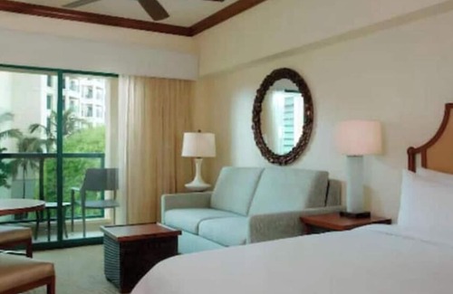 Ko Olina Resort | Studio at Marriott Ko Olina Beach Club