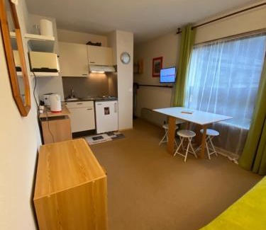 Saint-Aventin Apartment | Studio au coeur de la Station de Ski