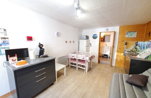 Jassat Apartment | Studio au coeur de Murol, village médiéval