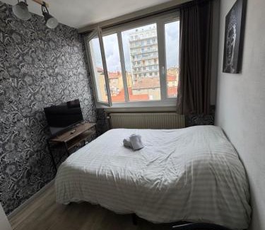 Faubourg Saint-Jacques Apartment | Studio au coeur de Valence 45