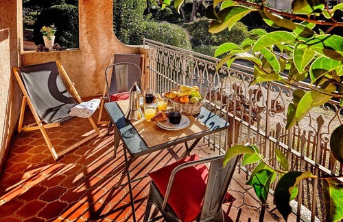 Plage de la Garonnette Apartment | Studio au soleil 4 " Le Mûrier" in Les Issambres/Sainte-Maxime near the sea 🌊