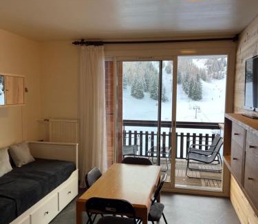 Saint-Etienne-en-Devoluy Apartment | Studio aux pieds des pistes et des commerces