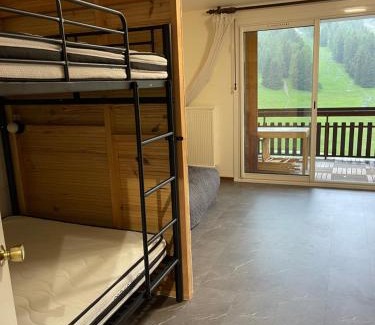 Saint-Etienne-en-Devoluy Apartment | Studio aux pieds des pistes et des commerces