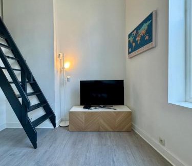Altitude 100 Apartment | Studio avec chambre en mezzanine