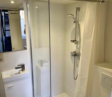 Altitude 100 Apartment | Studio avec chambre en mezzanine