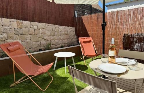 Cagnes-sur-Mer Apartment | Studio avec jardinet proche mer