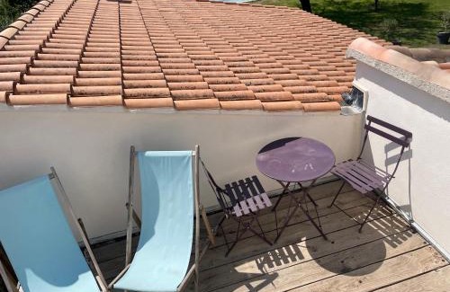 Orgon House | Studio avec piscine