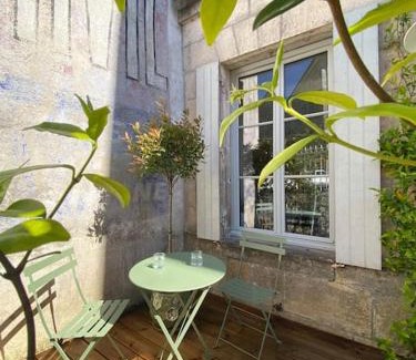 Nontron Apartment | Studio avec terrasse