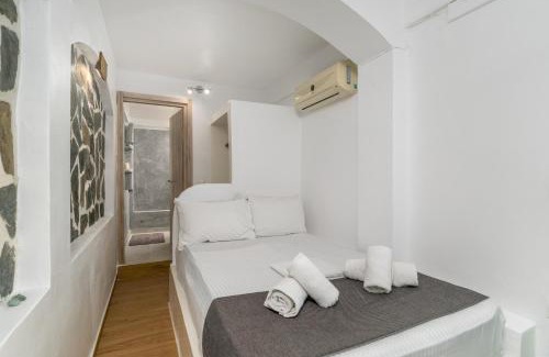 Plaka Apartment | Studio Balkoni