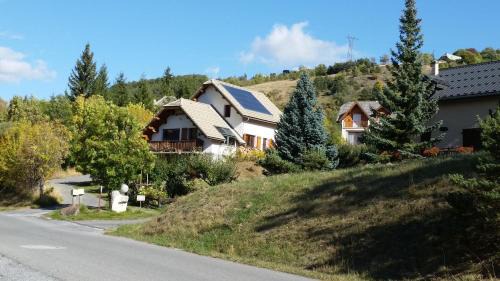 Enchastrayes Apartment | Studio Barcelonnette Ubaye, Provence