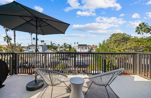 Crown Point Apartment | Studio Beach Rental in Pacific Beach, San Diego