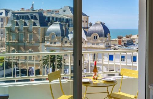 Biarritz City Centre Apartment | Studio Bellevue Clemenceau-2 by Interhome