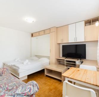 Siska District Apartment | Studio Beni