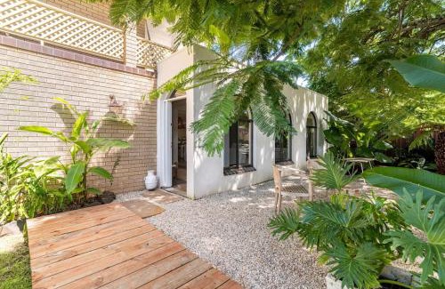 East Ballina Apartment | Studio Birdsong