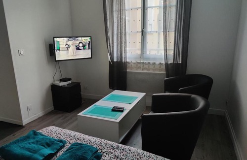 Montargis Apartment | Studio Bis Proche centre ville et Canal à Montargis