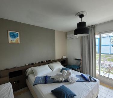 Saint-Francois Apartment | Studio Bleu Sable