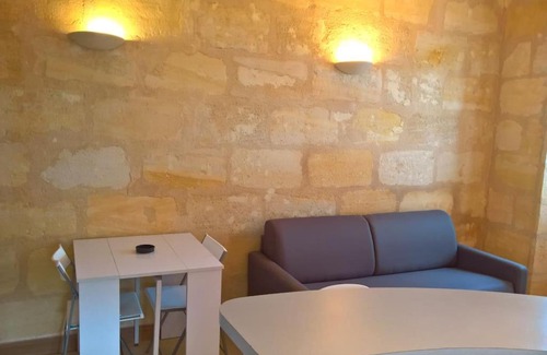 Grand Parc-Paul Doumer Apartment | studio BLISS