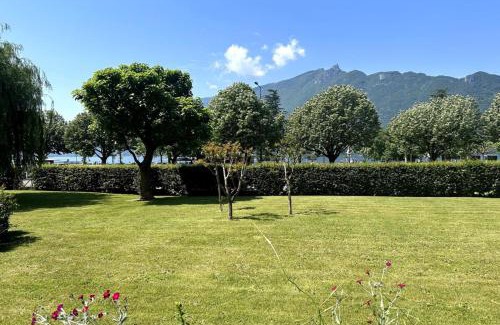 Aix-les-Bains Apartment | Studio bord du lac terrasse