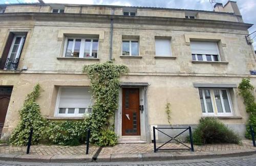 Grand Parc-Paul Doumer Apartment | studio BORDEAUX CHARTRONS (3)