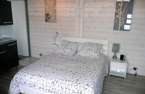 Saint Augustin Apartment | Studio BORDEAUX ST AUGUSTIN