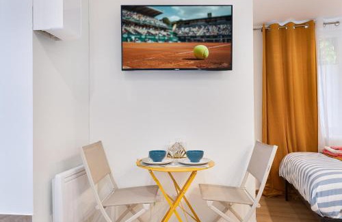 Parchamp–Albert Kahn Apartment | STUDIO Boulogne Roland Garros