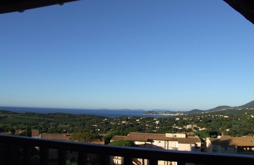 La Croix-Valmer Apartment | Studio - Breathtaking sea view - Parking - Swimming pool - Housekeeping