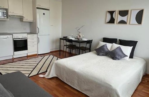 Leppavaara Apartment | Studio by Sello shopping mall