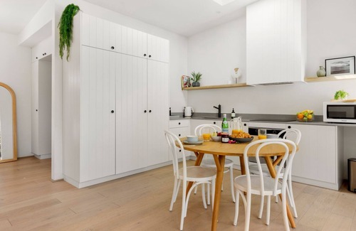 Vincentia Apartment | Studio By The Bay - By Latitude South Coast