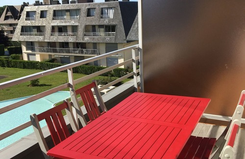 Houlgate Apartment | STUDIO Cabin 2 adults and 2 children age <= 14 years old (ID required