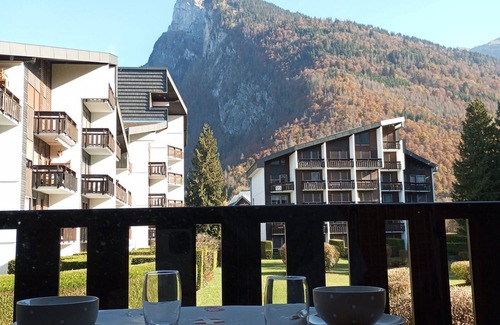 Samoens Apartment | Studio cabin, balcony, internet, pets allowed