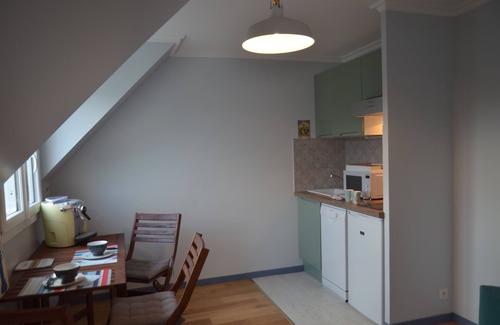 Houlgate Apartment | STUDIO CABIN FOR 4 ALL INCLUSIVE - FULL CENTER AND 150M FROM THE SEA