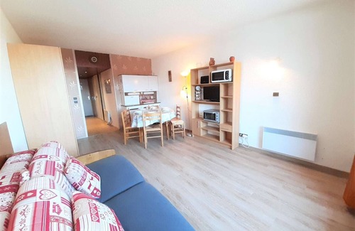 Piau Engaly Apartment | Studio cabin for 6 with balcony and slope views