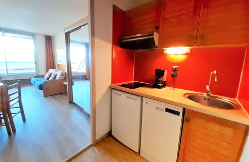 Piau Engaly Apartment | Studio cabin for 6 with balcony and slope views