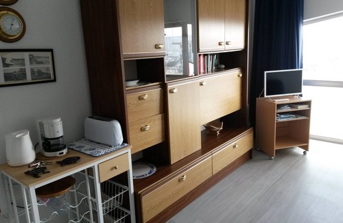 Saint-Malo Apartment | Studio cabin, sea view, ST MALO, on the marina