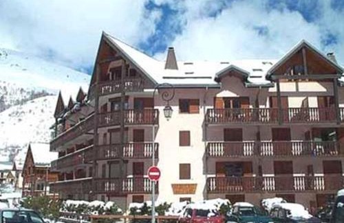 Valloire Apartment | Studio cabine 4 pers 3* exposé Sud-Est avec balcon - FR-1-263-61
