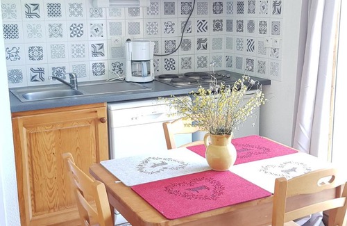 La Joue du Loup Apartment | Studio cabine 4 personnes, terrasse, parking, animaux admis - FR-1-504-363
