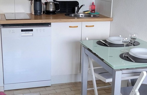 Le Couchant Apartment | Studio Cabine Avec Clim à 150 m des Plages du Couchant