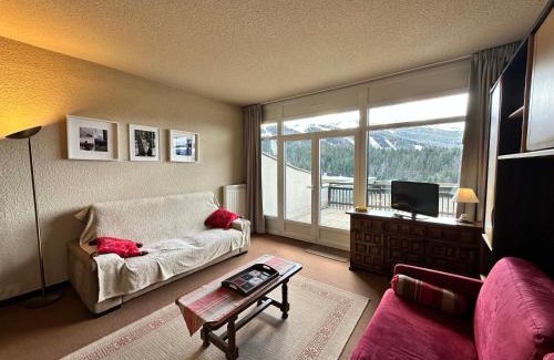 Villard-de-Lans Apartment | Studio cabine avec terrasse sud et parking à Villard-de-Lans, proche pistes et randonnées - FR-1-515-106