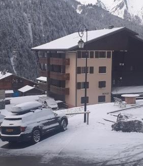 Chatel Apartment | studio cabine Chatel