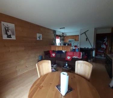 Chatel Apartment | studio cabine Chatel