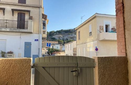 Montredon Apartment | Studio - Calme - à 700m de la plage et calanques