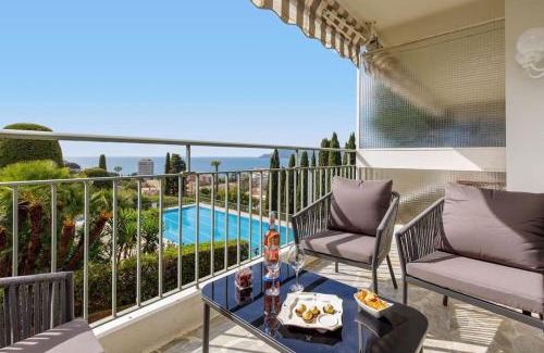 Cannes La Bocca Apartment | Studio calme et élégant avec vue mer