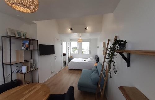 Saint-Pierre-Quiberon Apartment | Studio calme 20m² à 500 mètres de la plage/centre