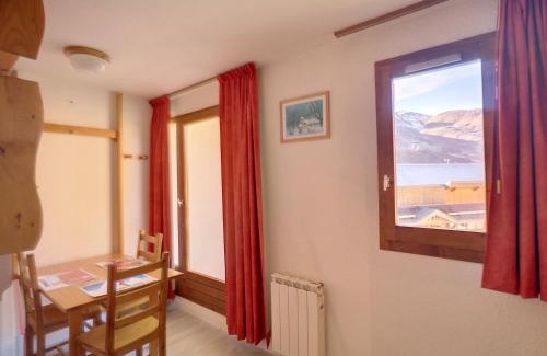 Les Bruyeres Apartment | Studio Carlines I, ski aux pieds, 3 pers, idéalement situé aux Menuires, quartier Bruyères - FR-1-178-40